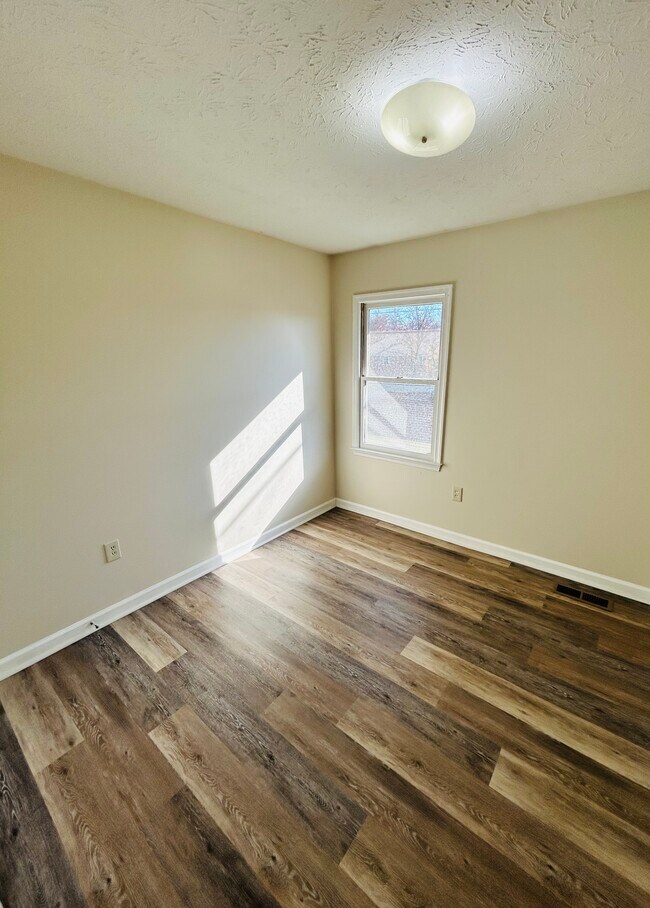 Bedroom #2 - 508 Yorktowne Pl