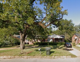 Building Photo - 615 N Cleveland St