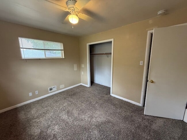 Building Photo - BRICK HOME WITH FINISHED BASEMENT