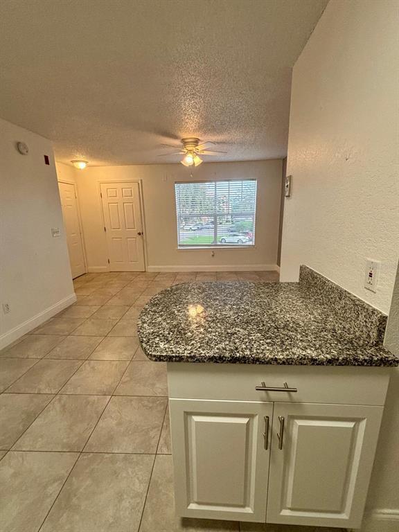 Building Photo - 2206 Antigua Pl