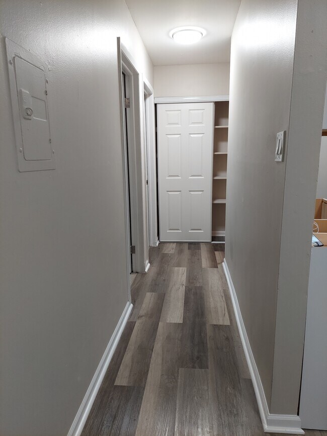 Building Photo - 860 Winesap Ct