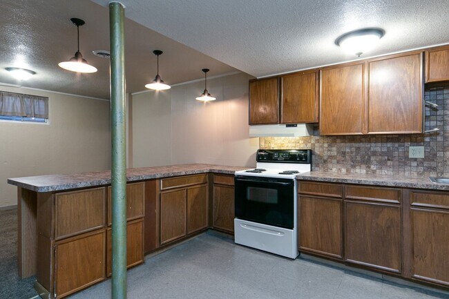 Building Photo - 1111 Wharton Manor Rd