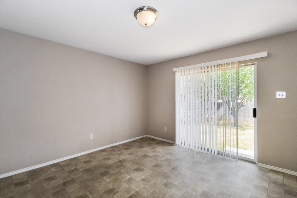 Building Photo - 348 Dakota Ridge Dr