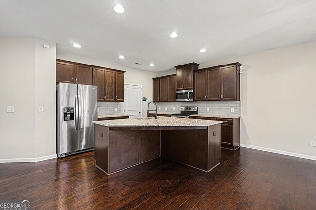 Building Photo - 5873 Keystone Ln