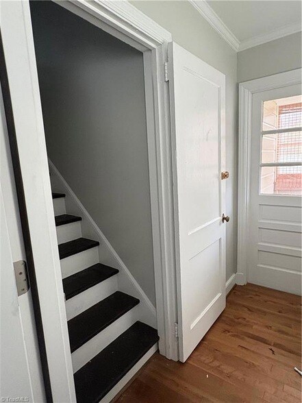 Building Photo - 1100 Glenwood Ave