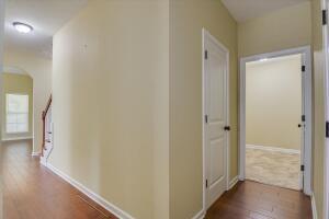 Building Photo - 3631 Mossland Dr