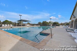 Building Photo - 6811 Karnes Leaf