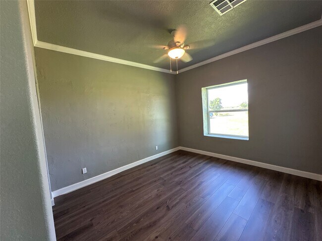 Building Photo - 40344 Harpers Church Rd