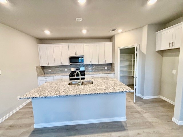 Building Photo - 2288 Clf Spgs Dr