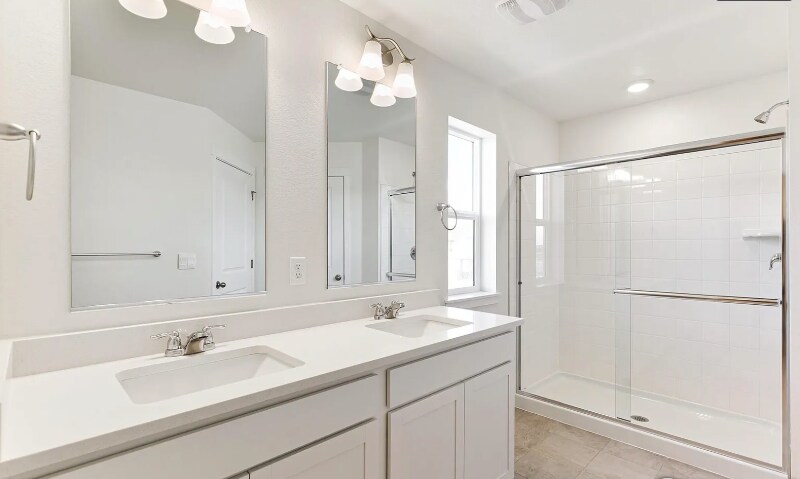 Building Photo - 9900 Biscay St