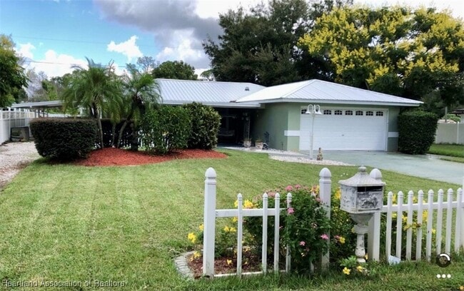 Primary Photo - 205 Dove Ave