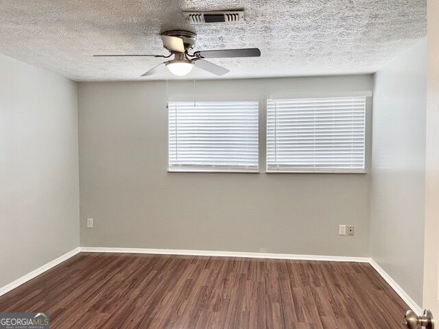 Building Photo - 1719 Cumberland Valley Dr SE