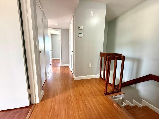 Building Photo - 8757 SW 137th Ave