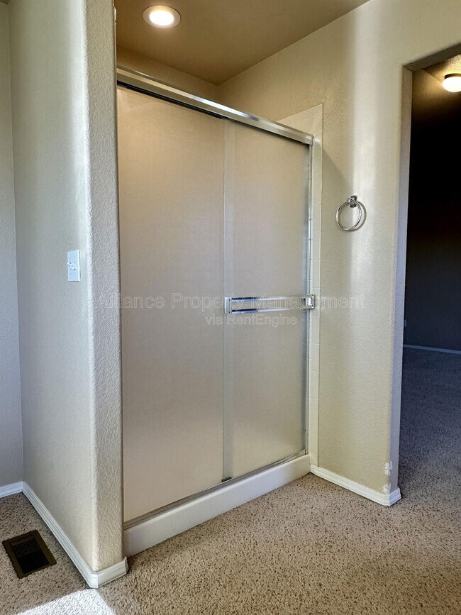 Building Photo - 8361 Winding Passage Dr