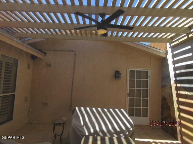 Building Photo - 745 Espada Dr