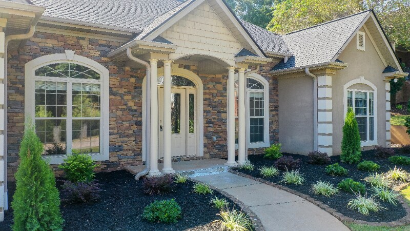 Building Photo - 2025 Keystone Dr
