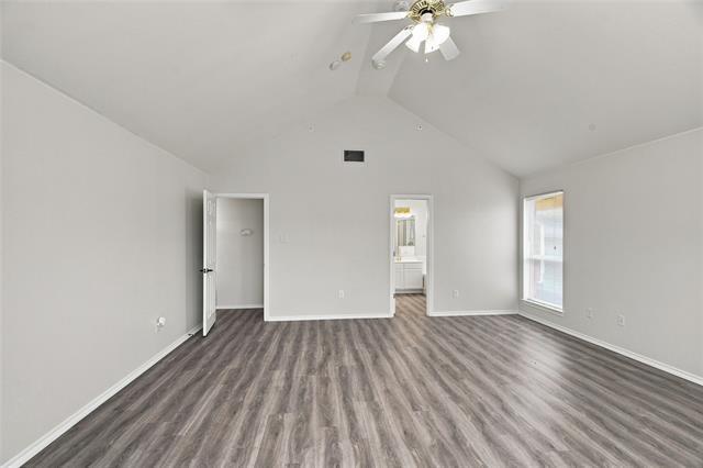 Building Photo - 1033 Suffolk Ln