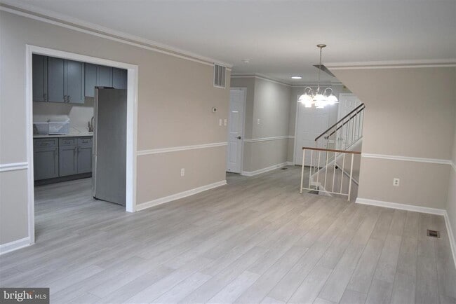 Building Photo - 14110 Oxford Dr