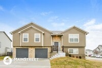 Building Photo - 1001 Quartz St