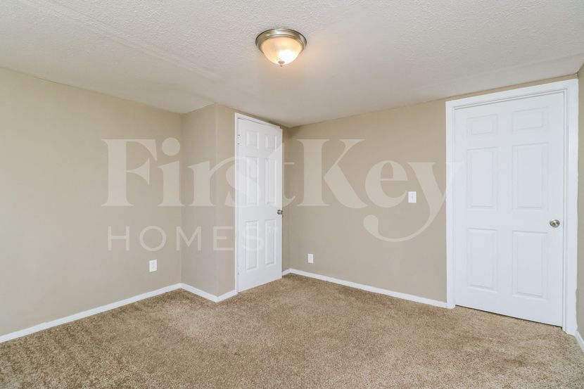 Building Photo - 6722 Champana Ln