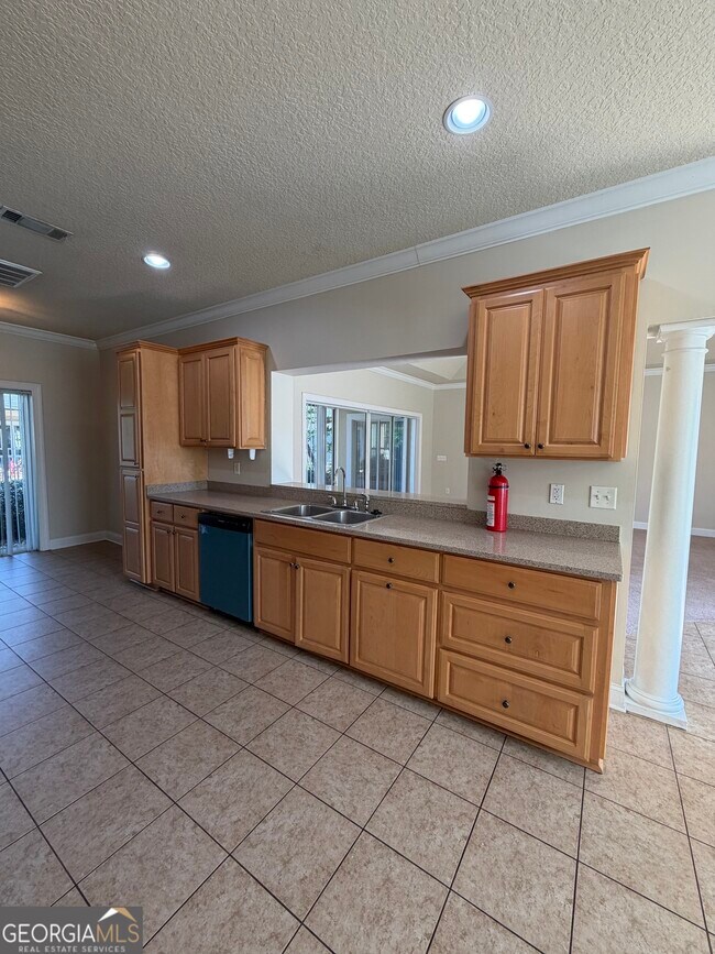 Building Photo - 36 Coastal Walk