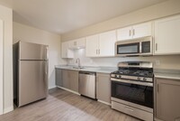 Building Photo - River Rock Apartments