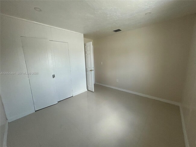 Building Photo - 7531 Shalimar St