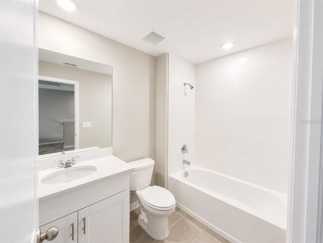Building Photo - 5909 Sailor Coast Wy