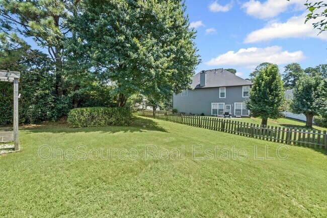 Building Photo - 10905 Pinewalk Forest Cir