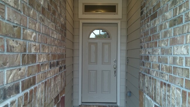 Building Photo - 3826 Briar Water Ct