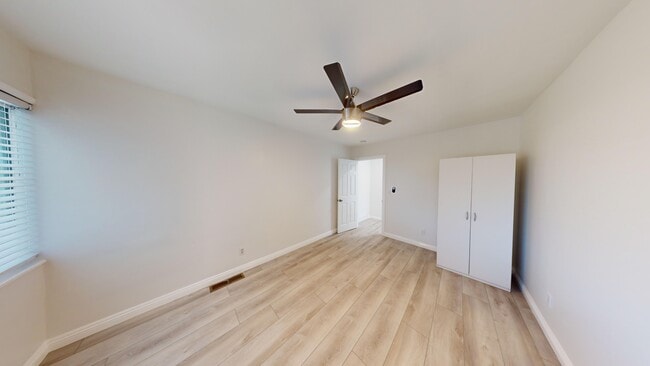 Building Photo - 5165 Remington Rd