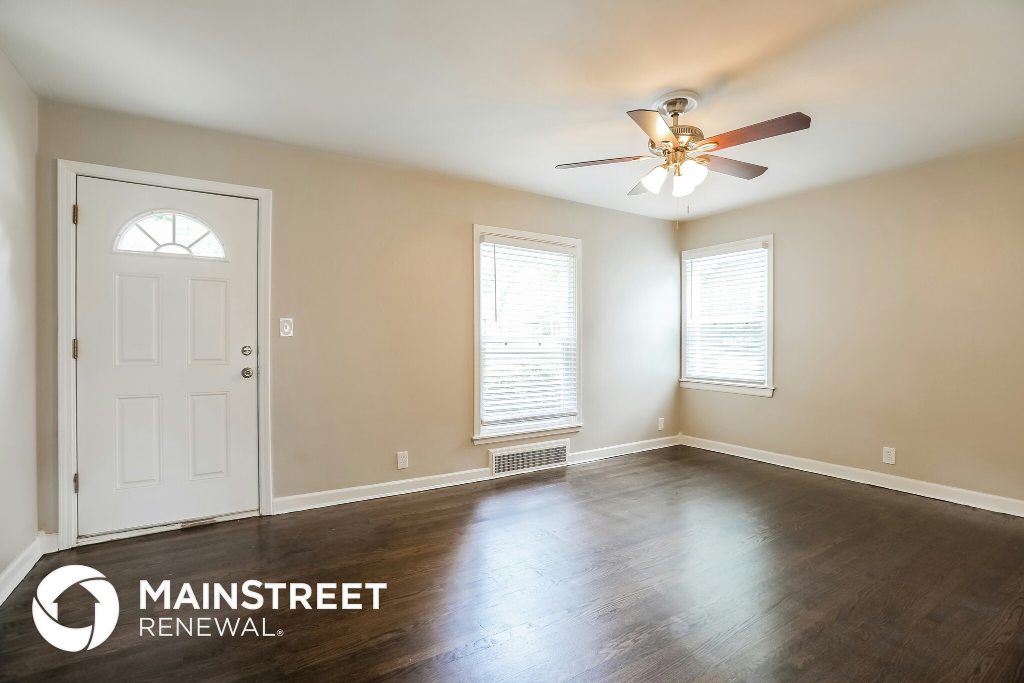 Building Photo - 3101 NE 56th St