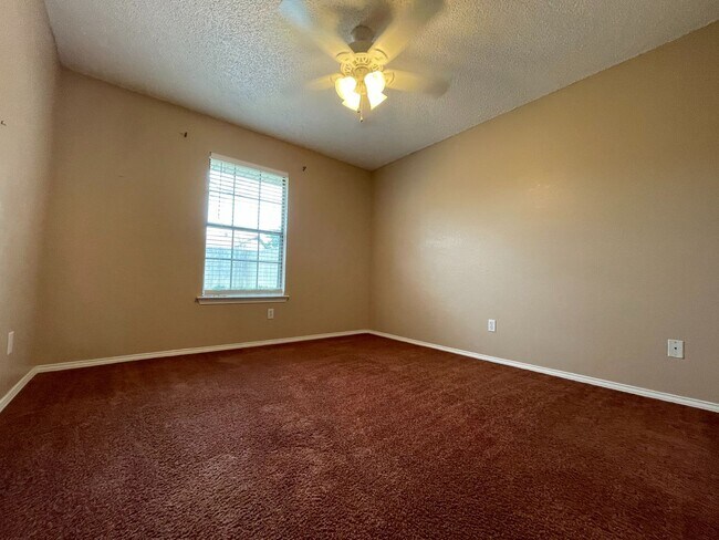 Building Photo - 3/2/2 Grapevine-Colleyville ISD