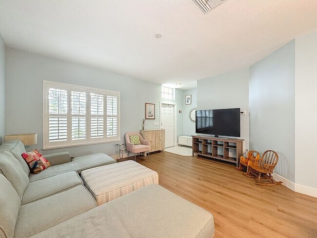 Building Photo - Gorgeous 3 bedroom 2 bath Single Family Home in Delray Beach