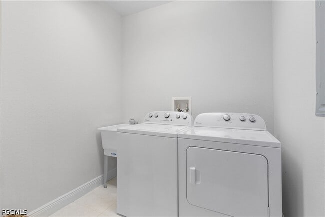 Building Photo - 4501 Dalmahoy Court