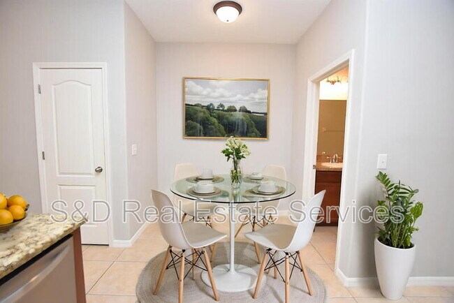 Building Photo - 4139 Shadetree Ln