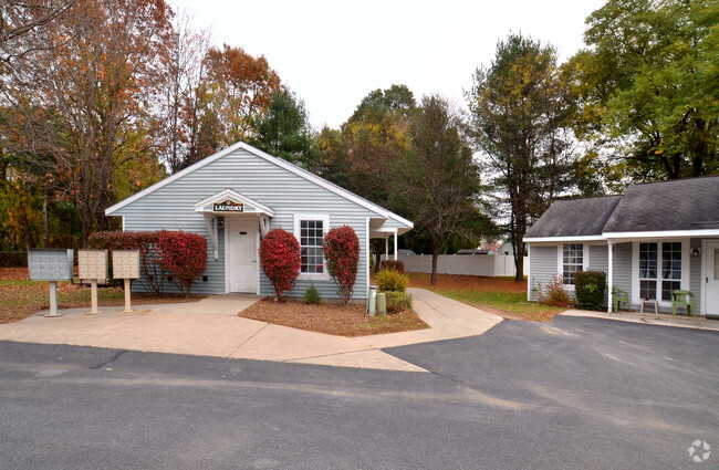 Building Photo - Hudson Falls Village Apartments