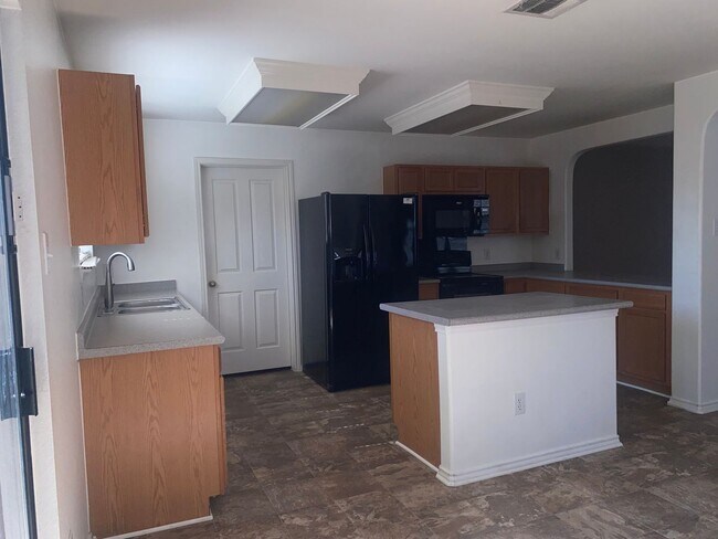 Building Photo - 3 BEDROOM, 2 BATH, BELTON ISD