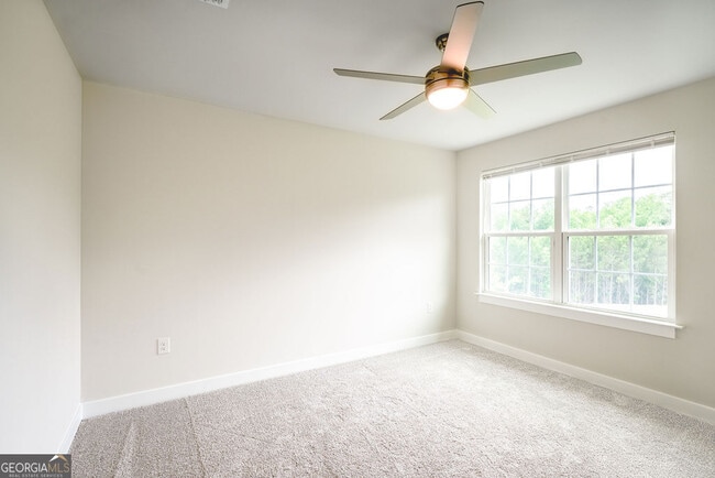Building Photo - 105 Arborvale Dr