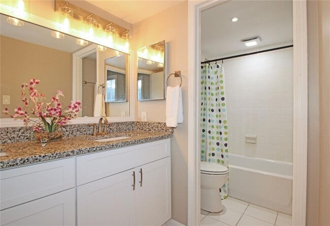 Building Photo - 38 La Rue Pl NW