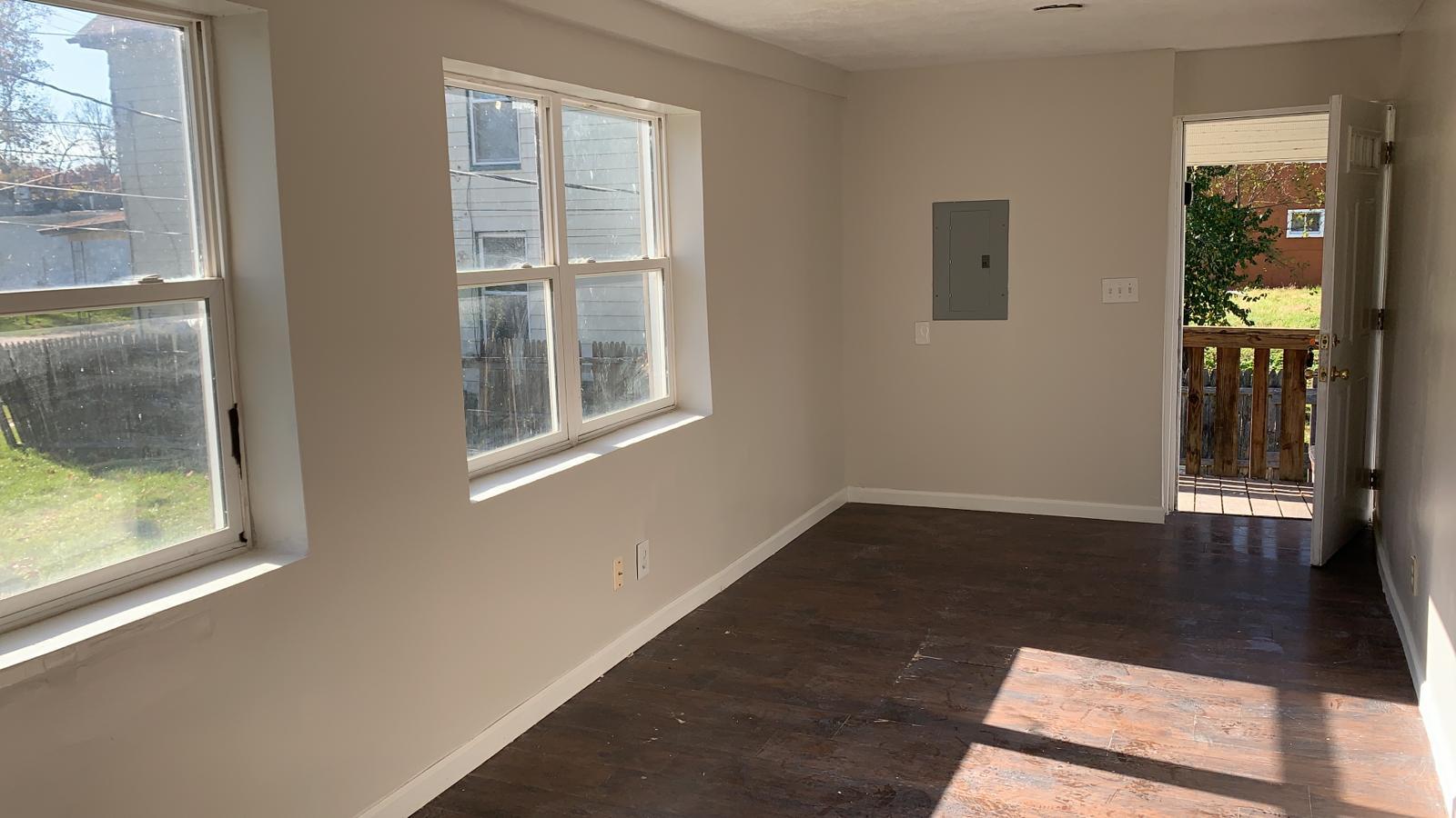 Building Photo - 2048 4th Ave