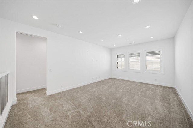 Building Photo - 360 Riverbend