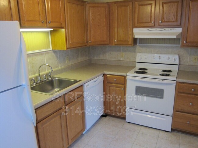 Building Photo - 3839 Shenandoah Ave