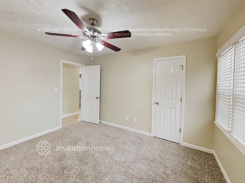 Building Photo - 655 Wedgewood Dr