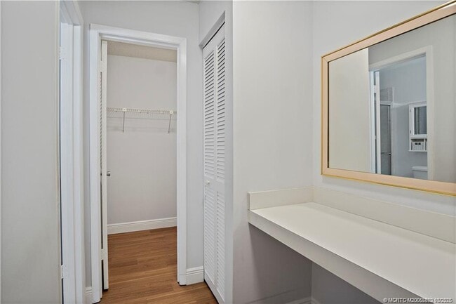 Building Photo - 6531 SE Federal Hwy