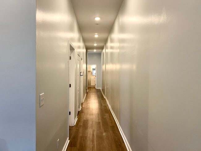 Building Photo - 3206 Rudd Ave