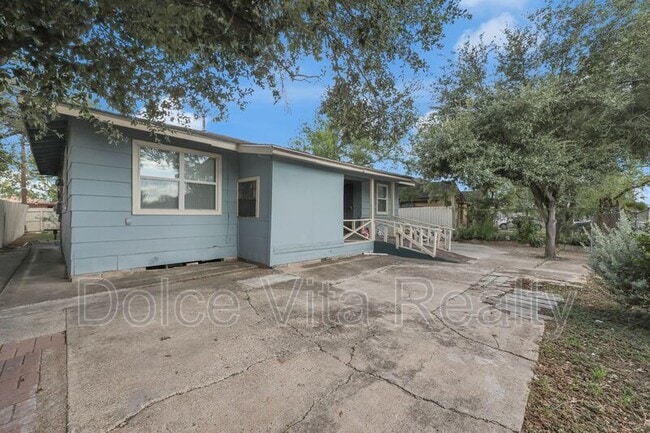 Building Photo - 4913 S 26th St