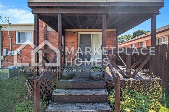 Building Photo - 271 Gilman St