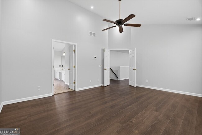Building Photo - 28 Stonehenge Ct