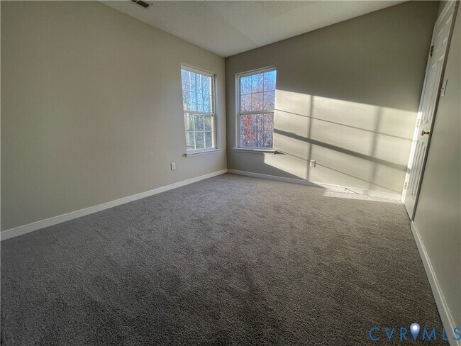 Building Photo - 7806 Fern Hollow Dr